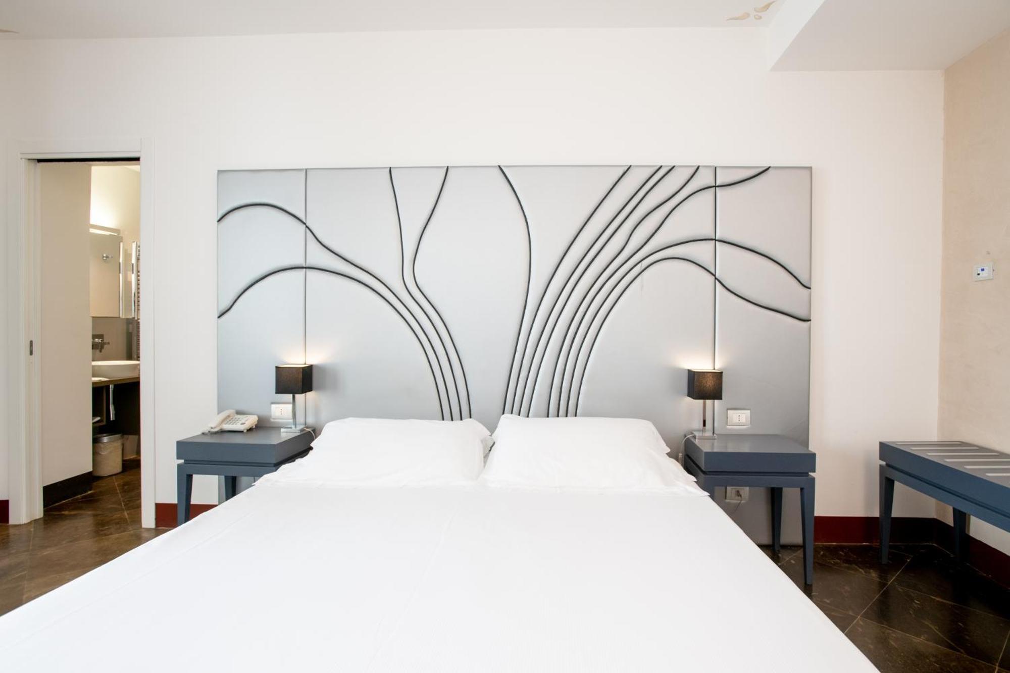 De Stefano Palace Luxury 4*