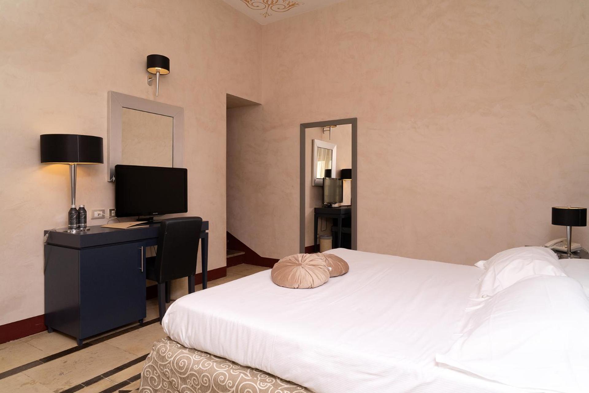 De Stefano Palace Luxury 4*
