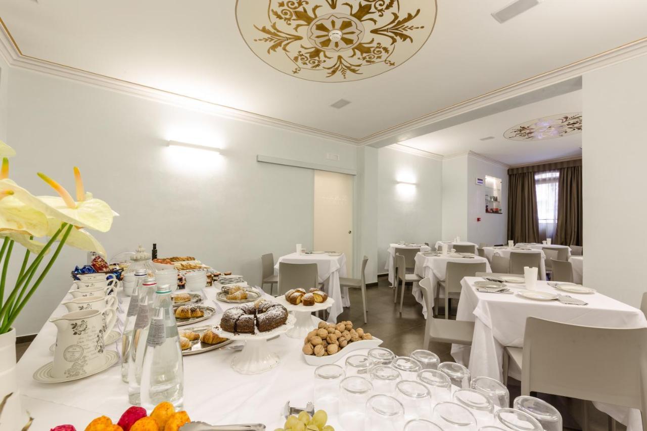 De Stefano Palace Luxury 4*